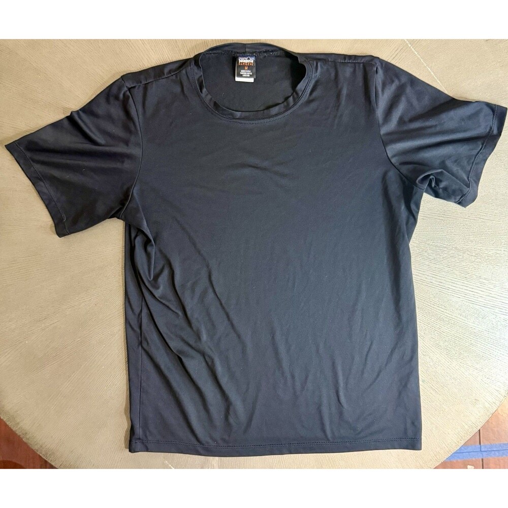 ⁠VTG Patagonia Capilene Shirt Mens Medium Black Made in USA Base Layer Tee 90s